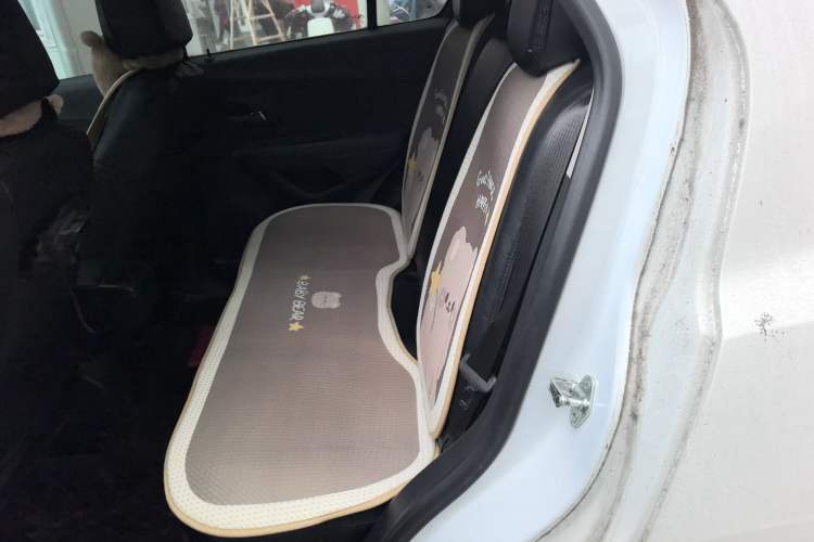 Used Chevrolet Trax 2016 1.4T Manual Two-Wheel Drive Comfort Version with Sunroof