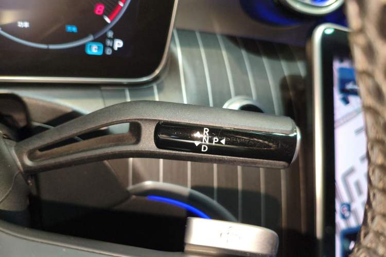 Used Mercedes-Benz C-Class 2023 Restyled C 260 L Night Edition Sports Version
