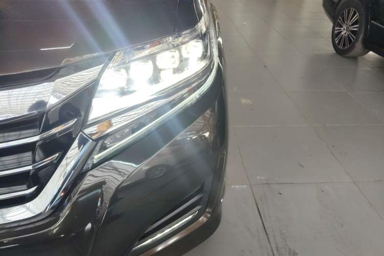 Used Honda Elysion 2016 2.4L Luxury Edition