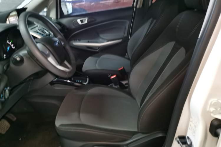 Used Ford EcoSport 2013 1.5L Automatic Fashion Model