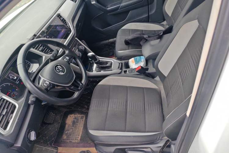 Used Volkswagen T-ROC 2021 Revised Version 280TSI DSG Two-Wheel Drive Elite Connect Edition
