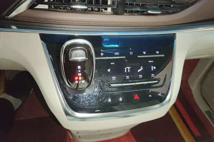 Used Buick GL8 2020 Land Business Class 652T Premium Model
