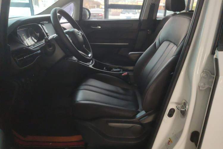 Used GAC Trumpchi M6 2019 270T Automatic Luxury Edition (7-seater) China V Standard