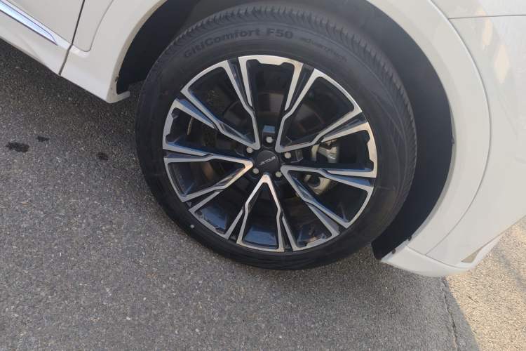 Used JETOUR X70 2021 Zhuge 1.6T DCT Junshi 7-Seater
