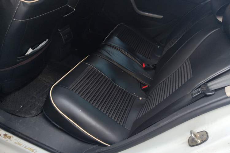 Used Peugeot 408 2013 2.0L Automatic Comfort Edition
