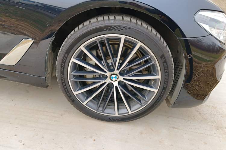 Used BMW 5 Series 2020 530Li Leading Model M Sport Package
