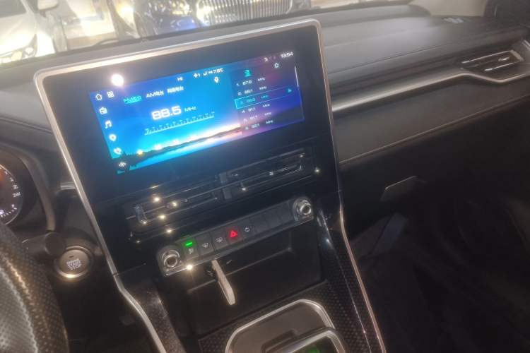 Used Haval M6 2021 PLUS 1.5T DCT Elite Smart Connectivity Model
