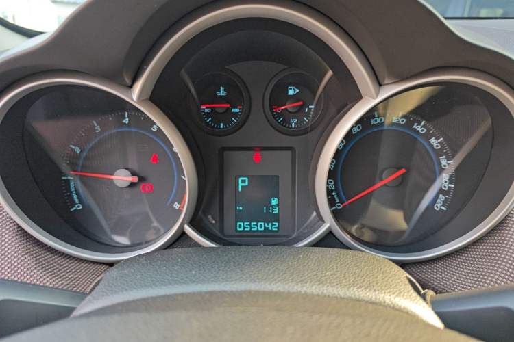 Used Chevrolet Cruze 2013 Hatchback 1.6L Automatic Luxury Model
