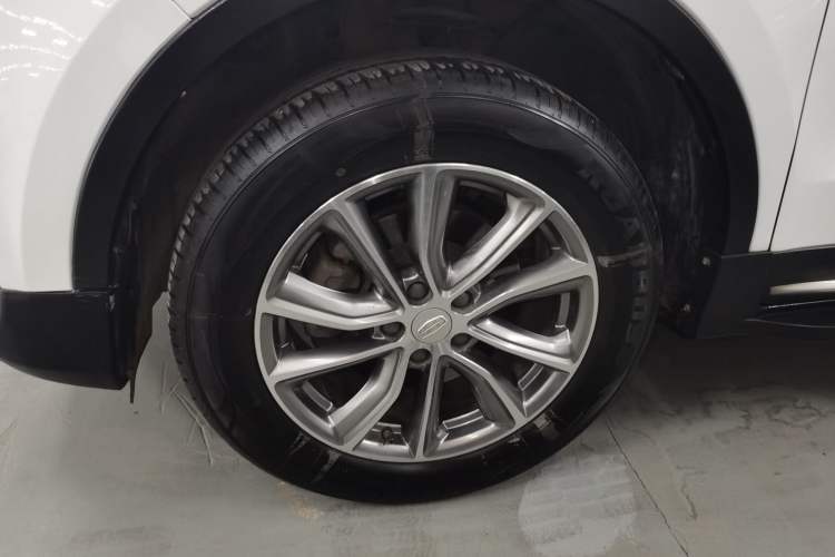 Used Geely Auto Emgrand X7 Sport 2018 1.8TD Automatic Two-Wheel Drive Smart Connect 4G Internet Edition
