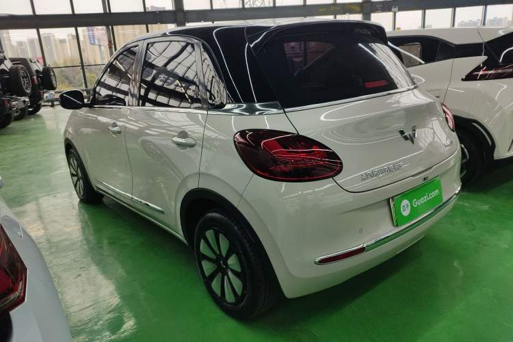 Used Wuling Bingo 2023 333 km Lingxi Connected+ Version
