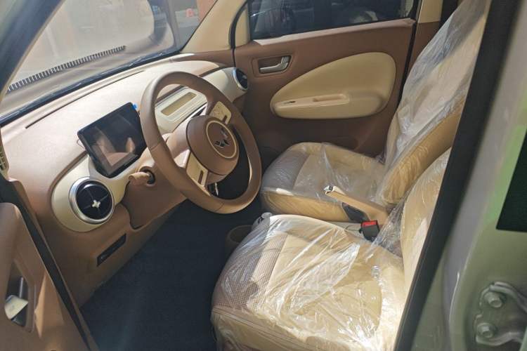 Used Wuling Hongguang MINIEV 2025 Four-Door Version Advanced Edition