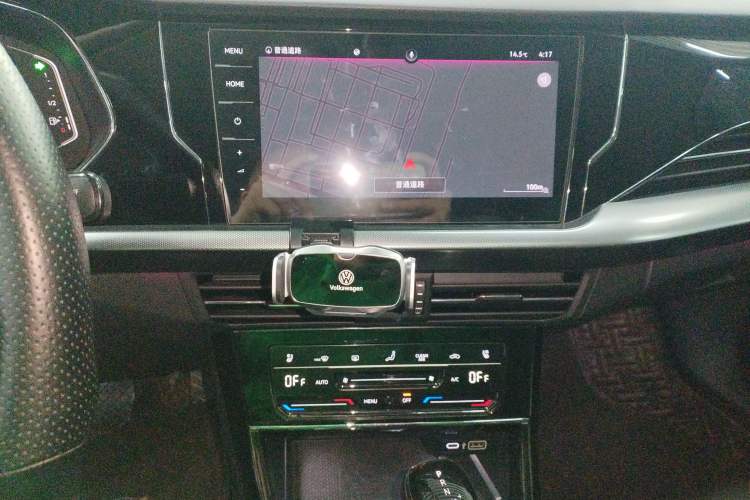 Used Volkswagen Passat 2022 330TSI Starry Luxury Edition – Exclusive Special Edition