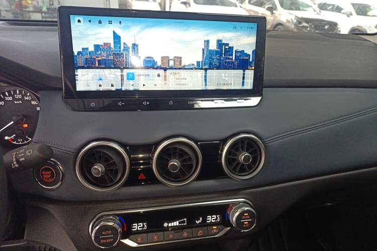 Used Nissan Qashqai 2025 Honor 2.0L CVT XV+ Leading Edition
