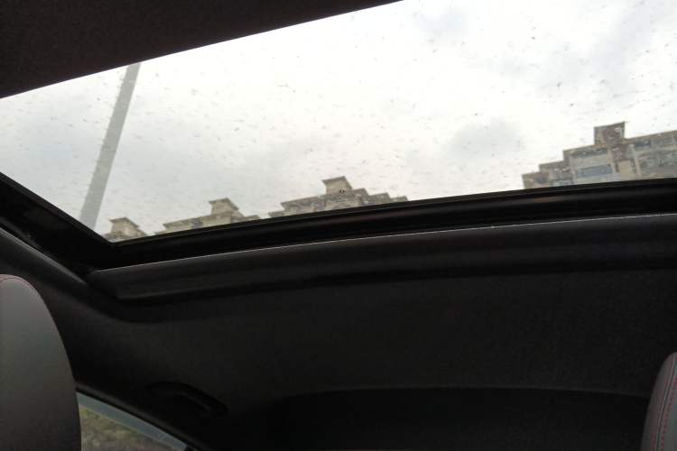 Used Dongfeng Aeolus Yixuan 2021 230T Automatic Zuiying Knight Edition
