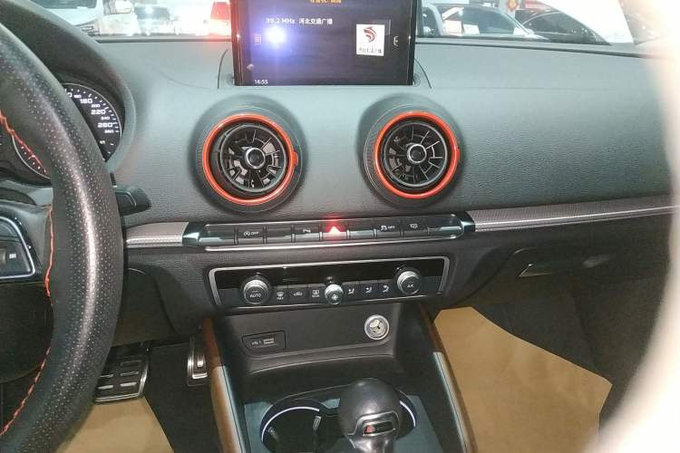 Used Audi A3 2020 Limousine 35 TFSI Style Edition China VI Emission Standard
