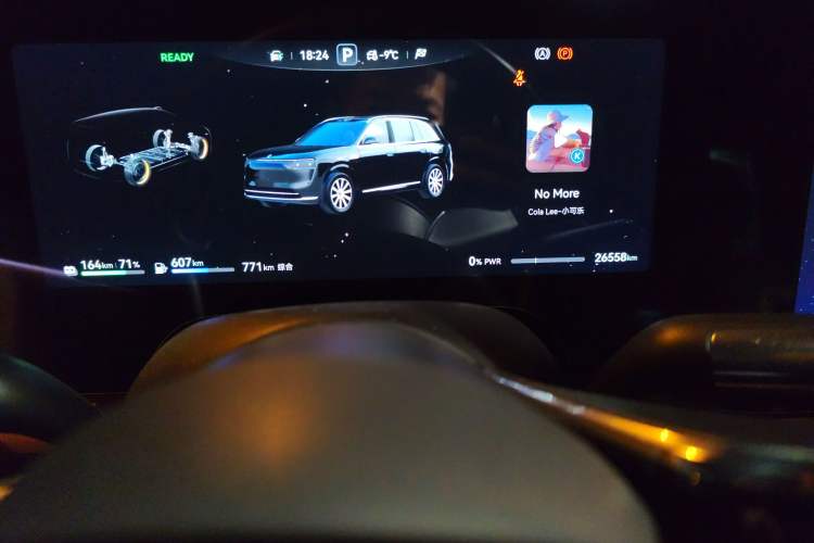 Used Hima AITO M8 2025 Extended-Range Max+ Version 53.4 kWh 6-Seater Edition
