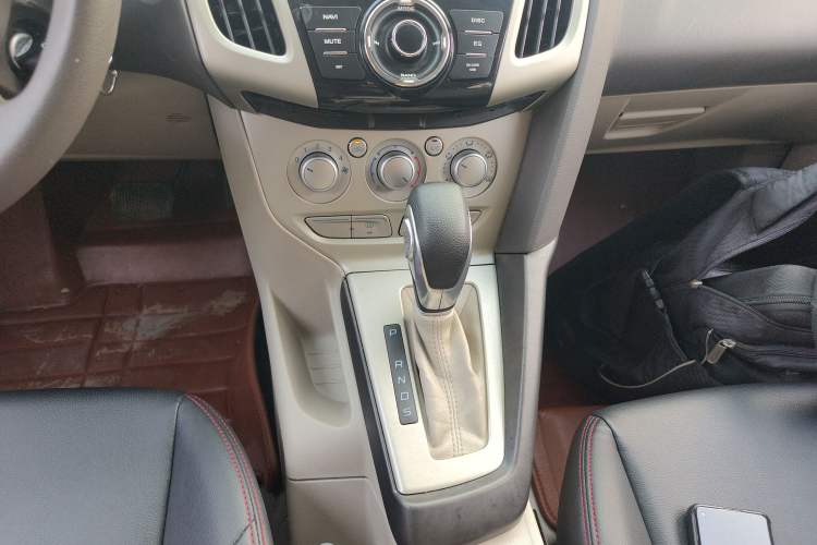 Used Ford Focus 2012 Sedan 1.6L Automatic Comfort Model
