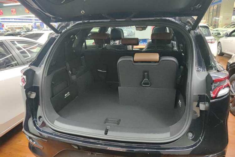 Used BYD Tang New Energy 2021 DM-i 112KM Prestige Model
