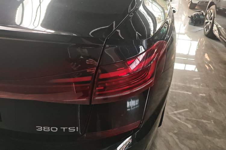 Used Volkswagen Passat 2024 380TSI Dragon Edition
