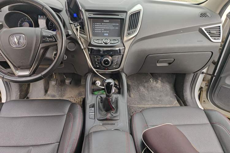 Used Changan CS75 2014 2.0L Manual Luxury Version China IV Standard