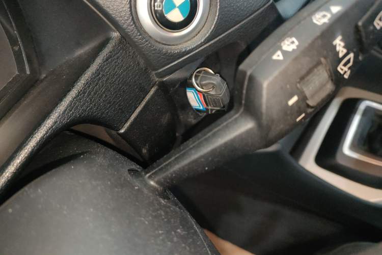 Used BMW X1 2014 sDrive18i Leading Model
