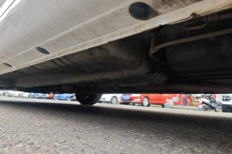 Used Hyundai Celesta 2015 1.6L Automatic Comfort Model
