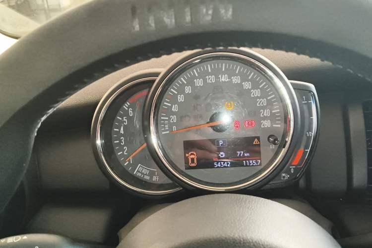 Used  MINI 2016 1.2T ONE Pioneer Edition
