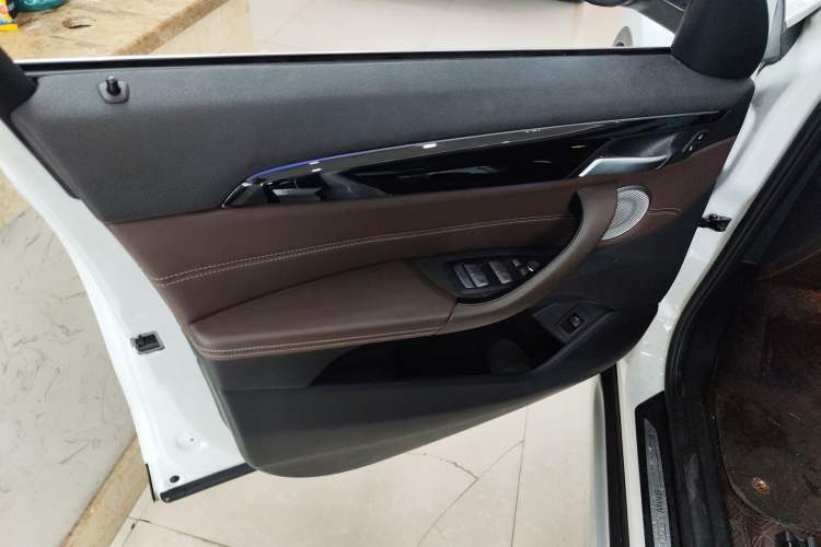 Used BMW X1 2021 Restyled sDrive20Li Premium Edition
