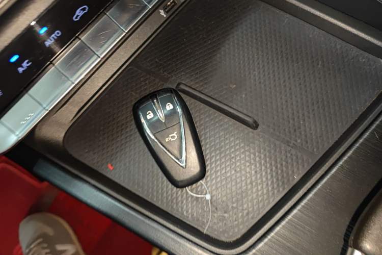 Used Changan UNI-T 2020 1.5T Prestige Version
