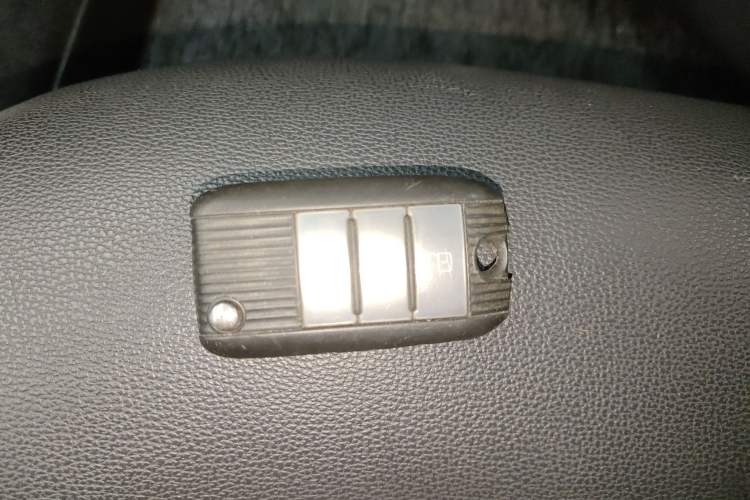 Used Roewe i6 2020 PLUS 1.6L CVT 4G Connected Glory Flagship Edition
