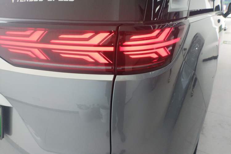 Used Denza D9 2022 DM-i 970 Four-Wheel Drive Flagship Model