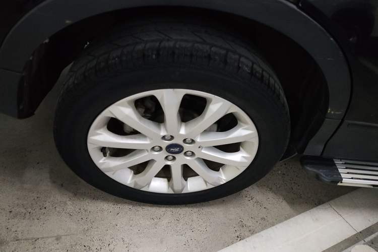 Used Ford Kuga 2013 1.6L GTDi Two-Wheel-Drive Comfort Model