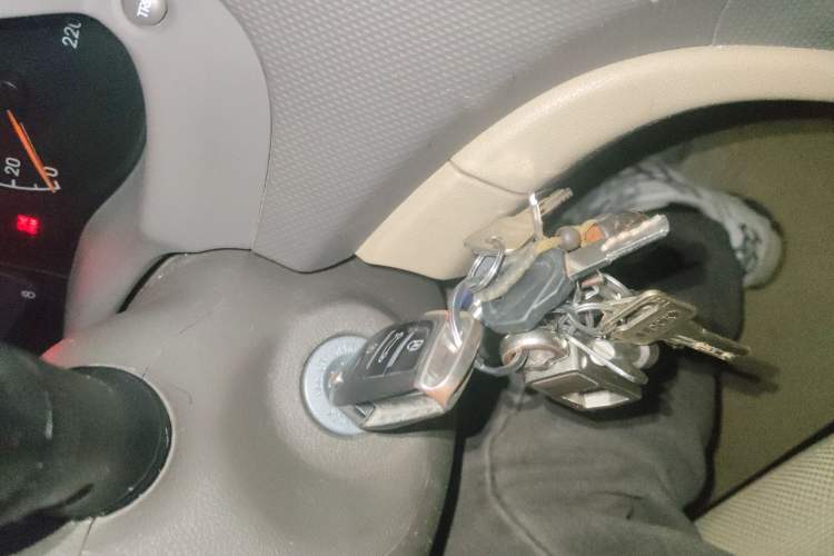 Used Hyundai Verna (older generation) 2010 Sedan 1.4L Manual Standard GL Model