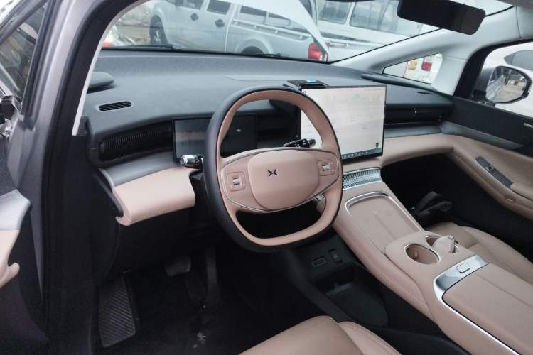 Used XPeng X9 2024 610 Long-Range Pro
