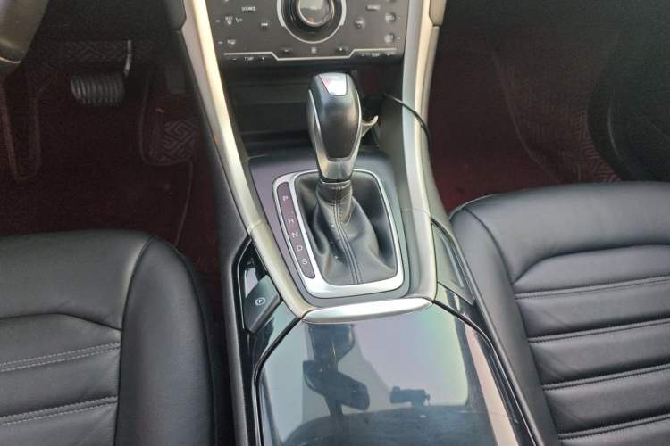 Used Ford Mondeo 2013 2.0L GTDi 200 Fashion Edition
