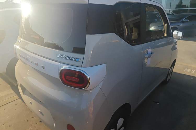 Used Wuling Hongguang MINIEV 2024 3rd Generation 215km Advanced Version