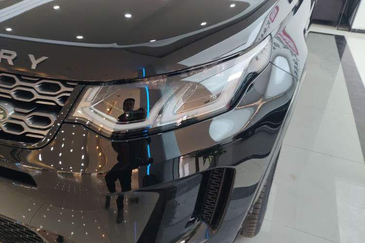 Used Land Rover Discovery Sport 2022 249 PS R-Dynamic SE Performance Tech Edition 5 Seats
