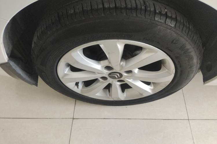 Used Citroen C4 Sega 2016 1.6L manual Comfort trim level
