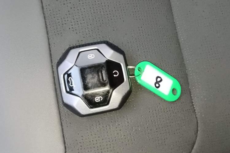 Used JETOUR Traveler 2023 2.0T All-Wheel Drive CrossPRO+
