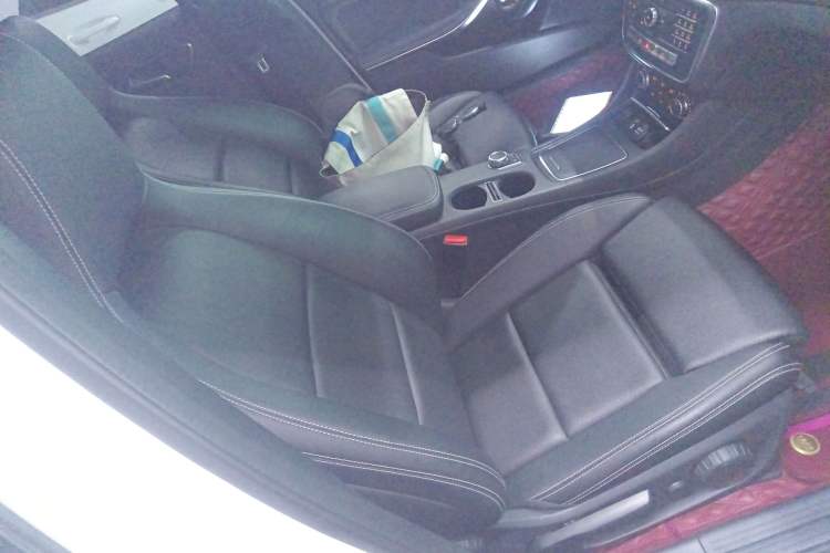 Used Mercedes-Benz GLA 2017 GLA 200 Fashion Model
