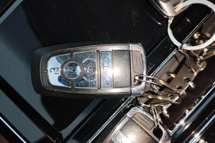 Used Lincoln Aviator 2024 3.0T V6 All-Wheel-Drive Luxury Edition Six Seats
