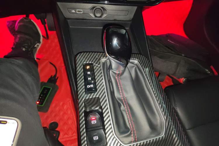 Used MG 5 2021 Revised Version 180 DVVT CVT Youth Luxury Edition
