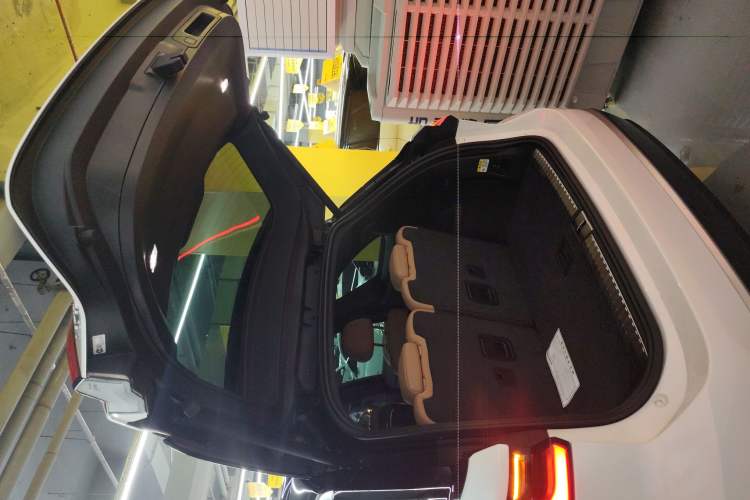 Used Nio ES8 2022 100 kWh Six-Seater Version
