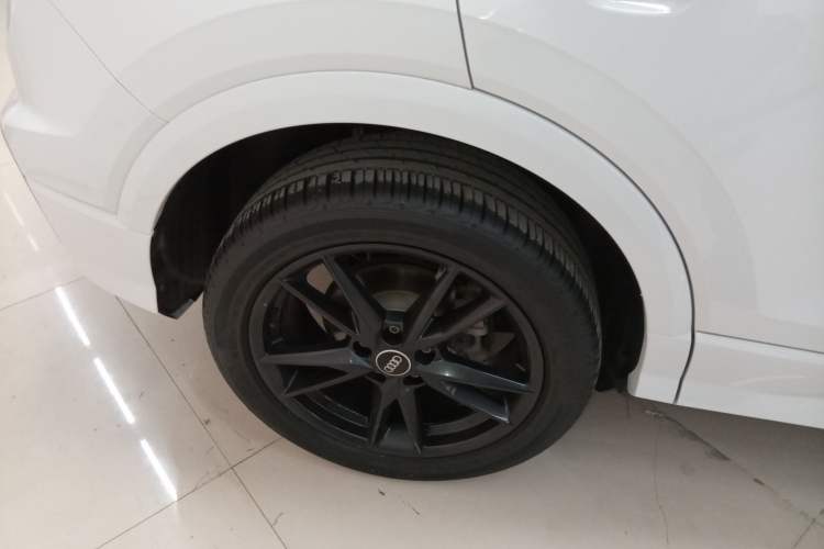 Used Audi Q2L 2023 35TFSI Progressive Dynamic Edition