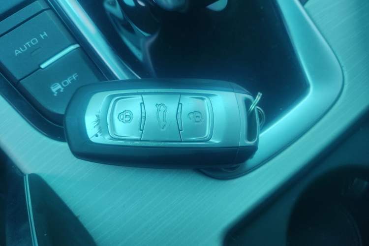 Used Geely Auto Emgrand X7 Sport 2020 1.8TD DCT Two-Wheel Drive Zhiya Model
