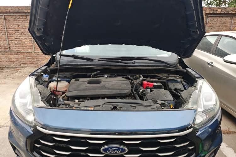 Used Ford Escape 2020 EcoBoost 245 Two-Wheel-Drive Comfort Edition
