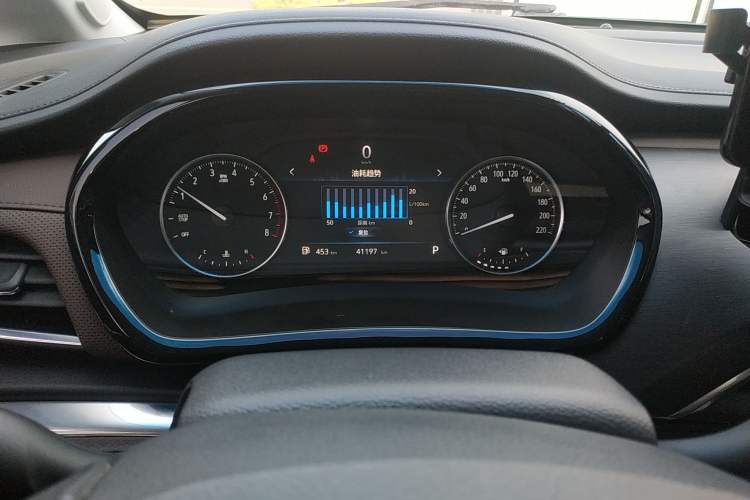 Used Buick GL8 2022 Land Business Class 652T Luxury Model