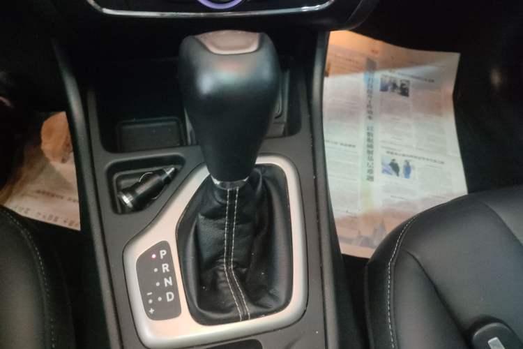 Used  Cherokee 2016 2.4L Leading Smart Version
