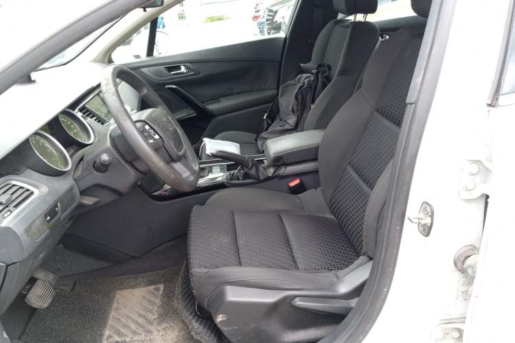 Used Peugeot 508 2015 2.0L Automatic Zhiyi Edition
