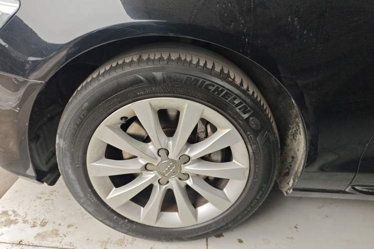 Used Audi A6L 2015 30 FSI Millionth Anniversary Comfort Model
